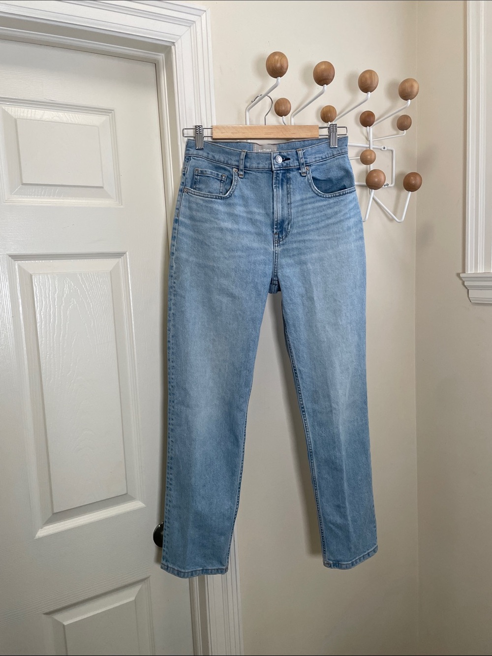 Everlane - The Cheeky Jean Straight Legged Denim Light Wash Blue 29